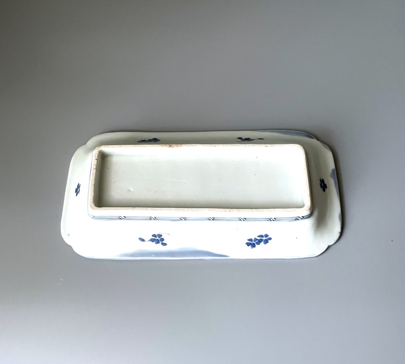 商品詳細: 柿右衛門 染付薄瑠璃雪輪花文長方皿